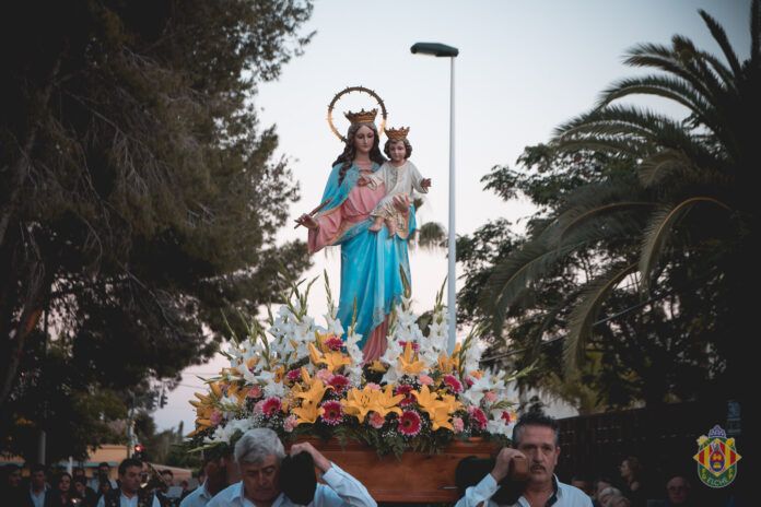 Procesión de María Auxiliadora.