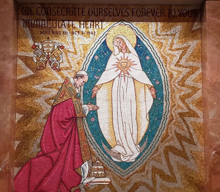 Pío XII y el Inmaculado Corazón en el Santuario Nacional de Washington, EEUU