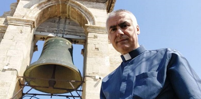 Ignazio Serra, sacerdote de Cerdeña, busca el pueblo de origen de la Madonna di Spagna, y su historia en la Guerra Civil