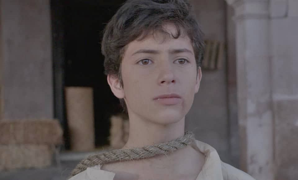 Julián Fidalgo interpreta a Joselito, San José Sánchez del Río, en 'Mirando al cielo'.