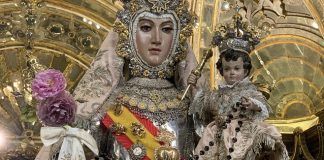 Imagen de la Virgen del Rosario en Granada que estuvo en la Batalla de Lepanto