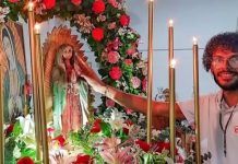 Cristian Bosh con la Virgen.