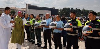 Bendición de casos de motoristas y de bomberos en Fátima