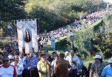 Procesión y devoción a Virgen de los Dolores en Chandavila, Badajoz