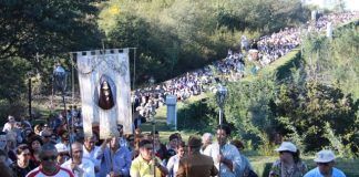 Procesión y devoción a Virgen de los Dolores en Chandavila, Badajoz