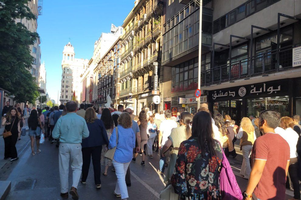 El Rosario de la Juventud, camino de la Gran Vía madrileña.