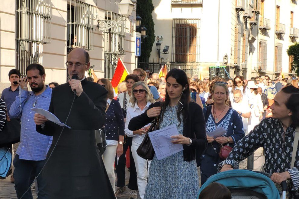 La cabecera del Rosario, que congregó a un millar de fieles.