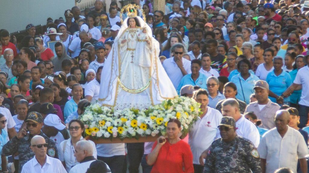 Virgen de Regla en procesión en Baní, República Dominicana