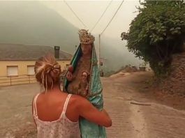Susana, la mujer de Lusio (León) que salvó la imagen de la virgen centenaria de las llamas.