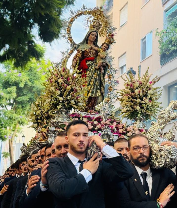 virgen_rosario_coronada_fuengirola